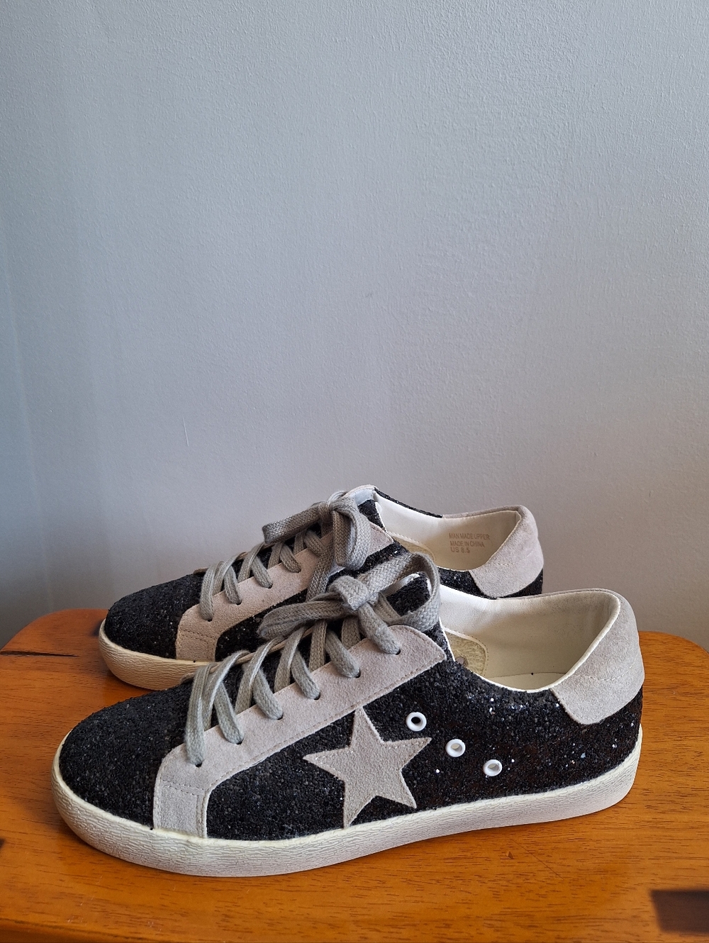 Shiny black sneakers by Mi,iM Size 8.5 - Picture 3 of 11